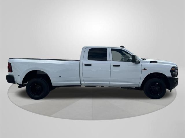 2025 Ram 3500 Tradesman photo 7