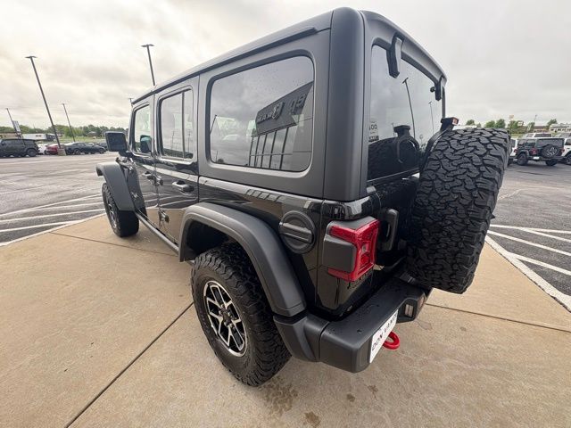 2024 Jeep Wrangler Rubicon photo 3
