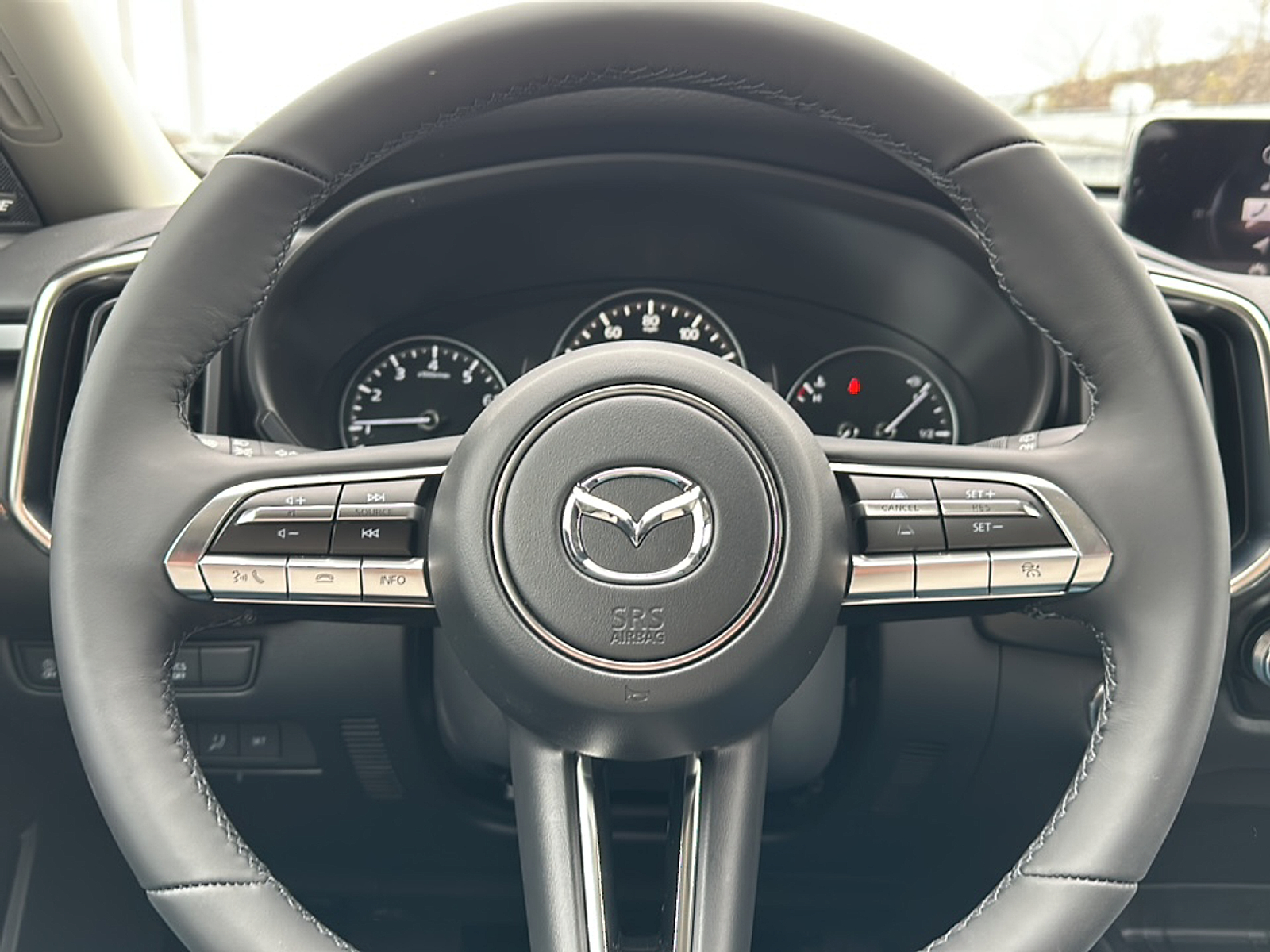 2025 Mazda CX-50 2.5 Premium Plus photo 4