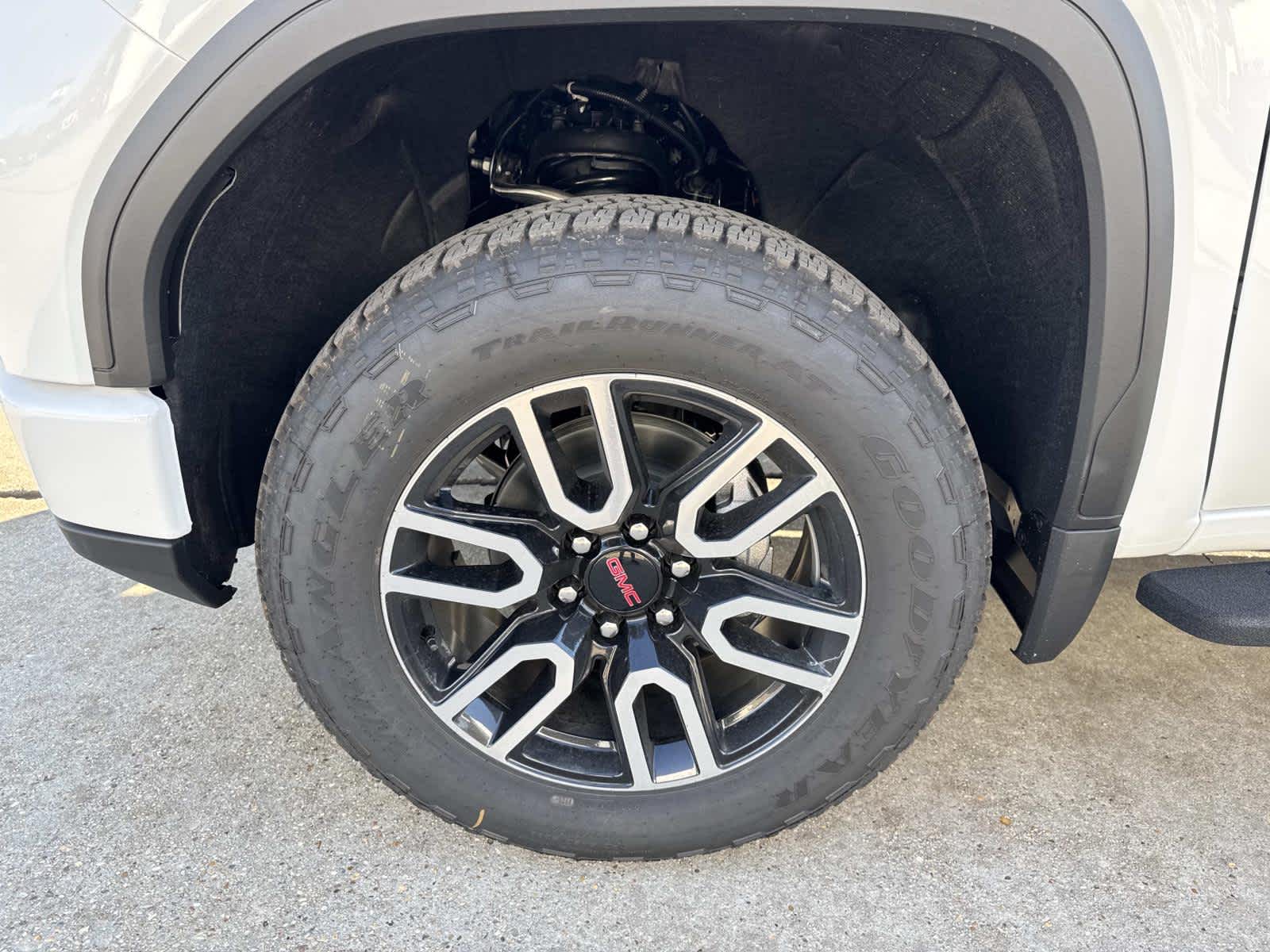 2026 Gmc Sierra 1500 AT4 photo 2