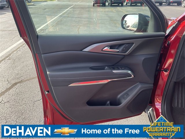 2026 Chevrolet Traverse photo 22