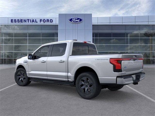 2025 Ford F-150 Lightning Lariat photo 3