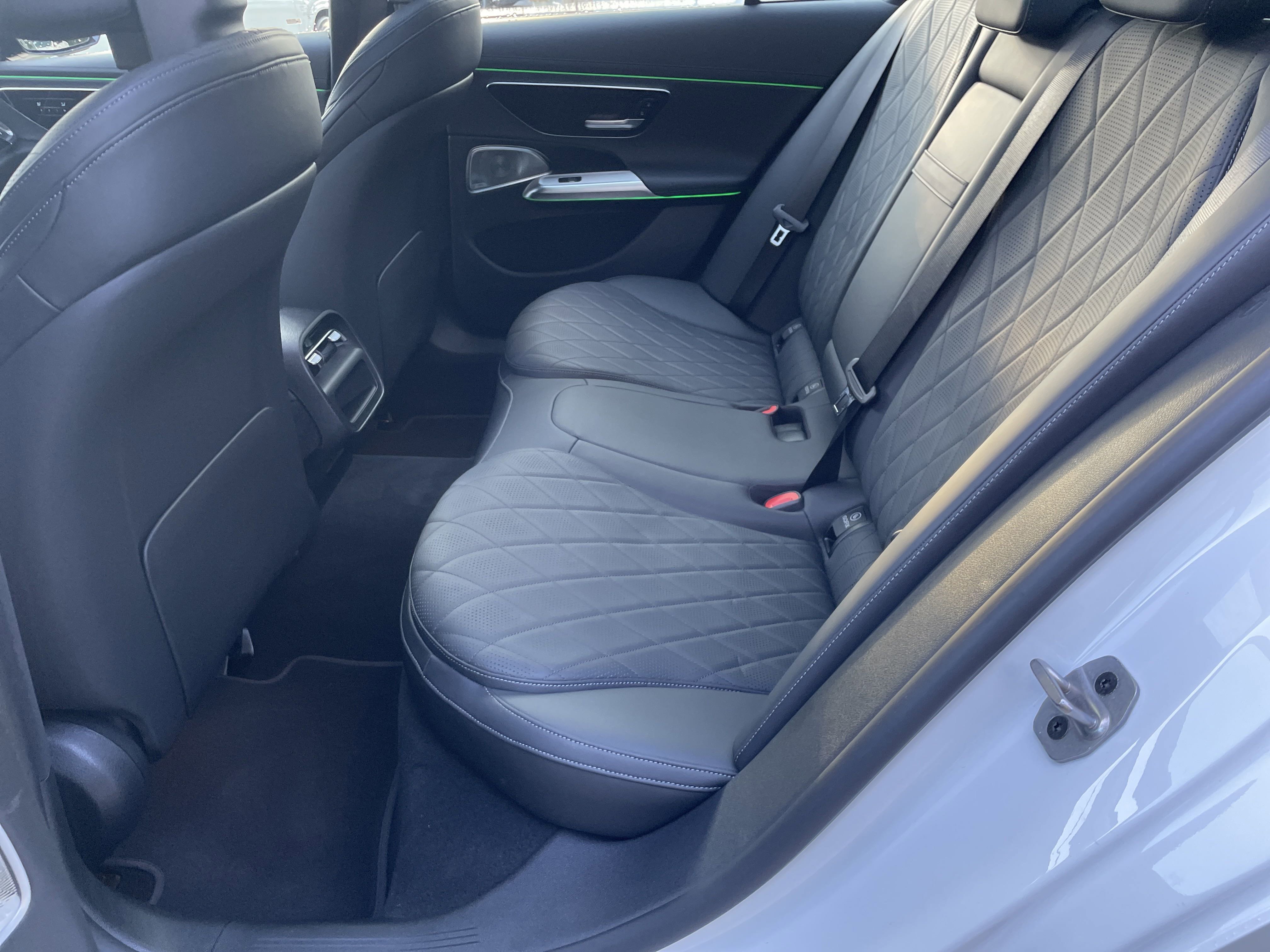 2024 Mercedes Benz E 350 4MATIC Sedan photo 27