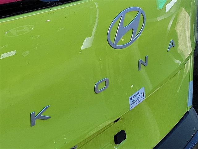 2024 Hyundai Kona SEL photo 5