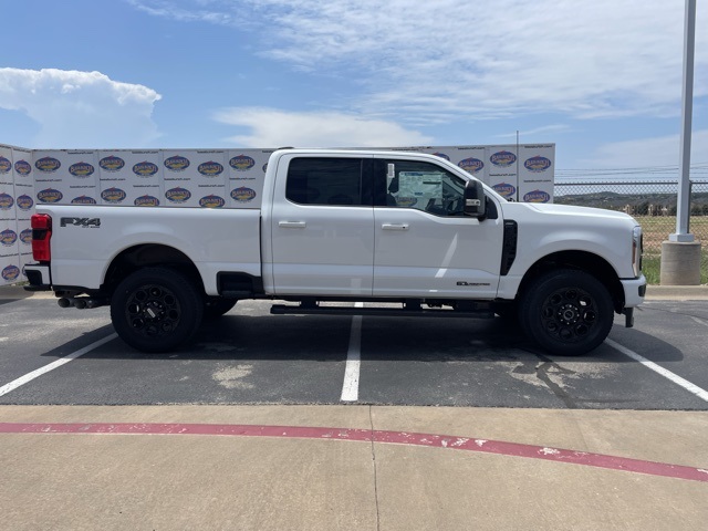 2025 Ford F-250 Super Duty Lariat's photo
