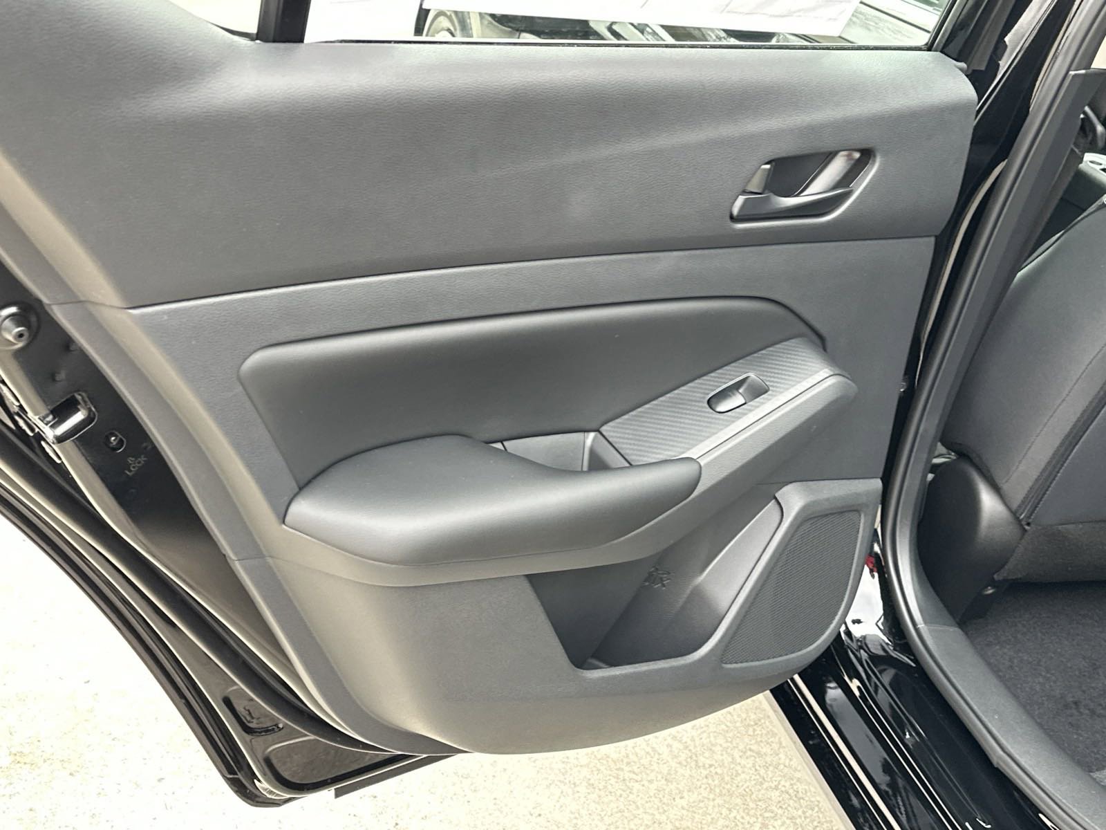2025 Nissan Altima S photo 21
