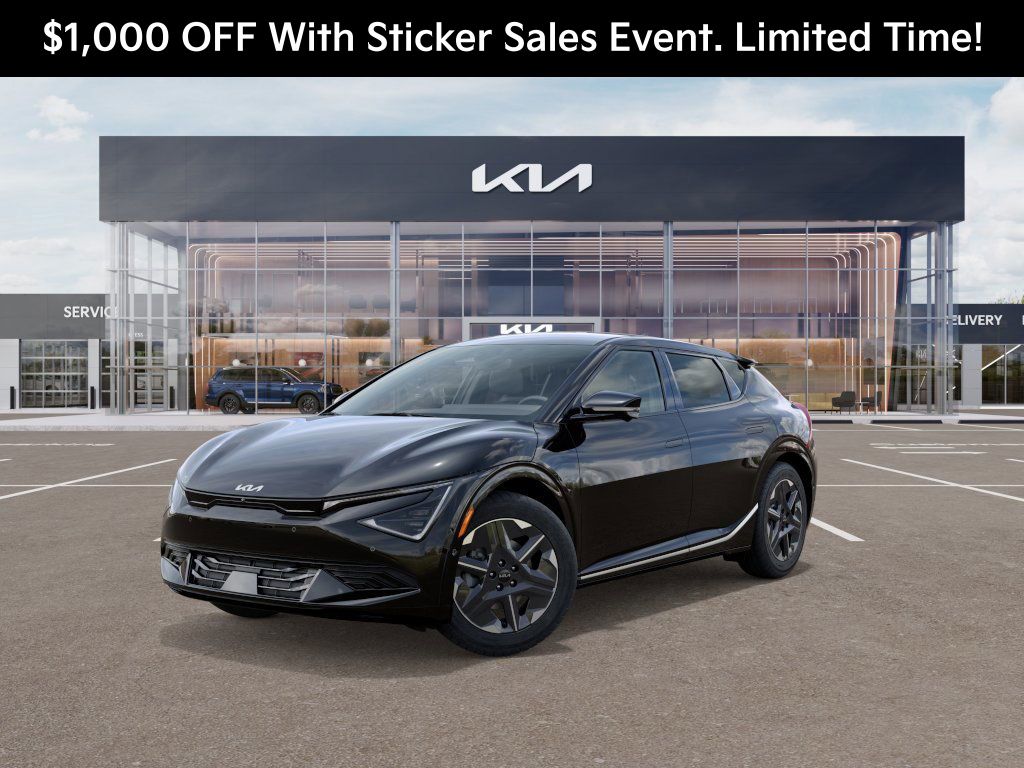 2025 Kia EV6 Light L/R's photo