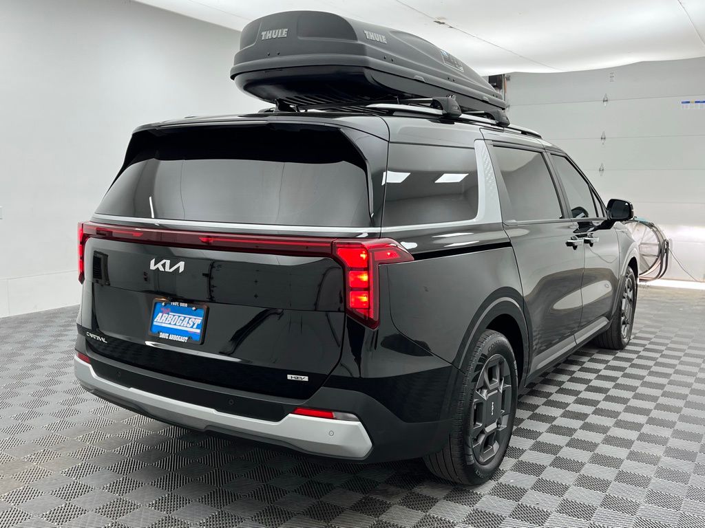2025 Kia Carnival EX photo 11
