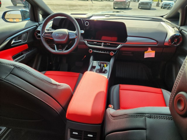 2025 Chevrolet Equinox EV 3RS photo 2