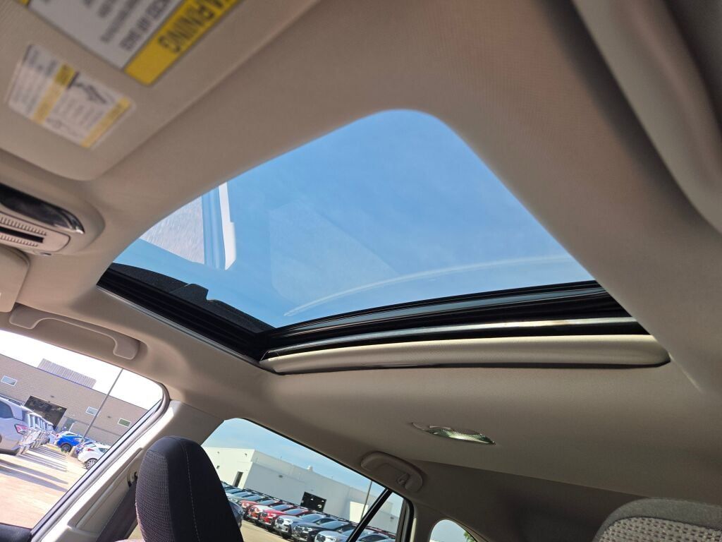 2020 Subaru Outback Premium photo 22