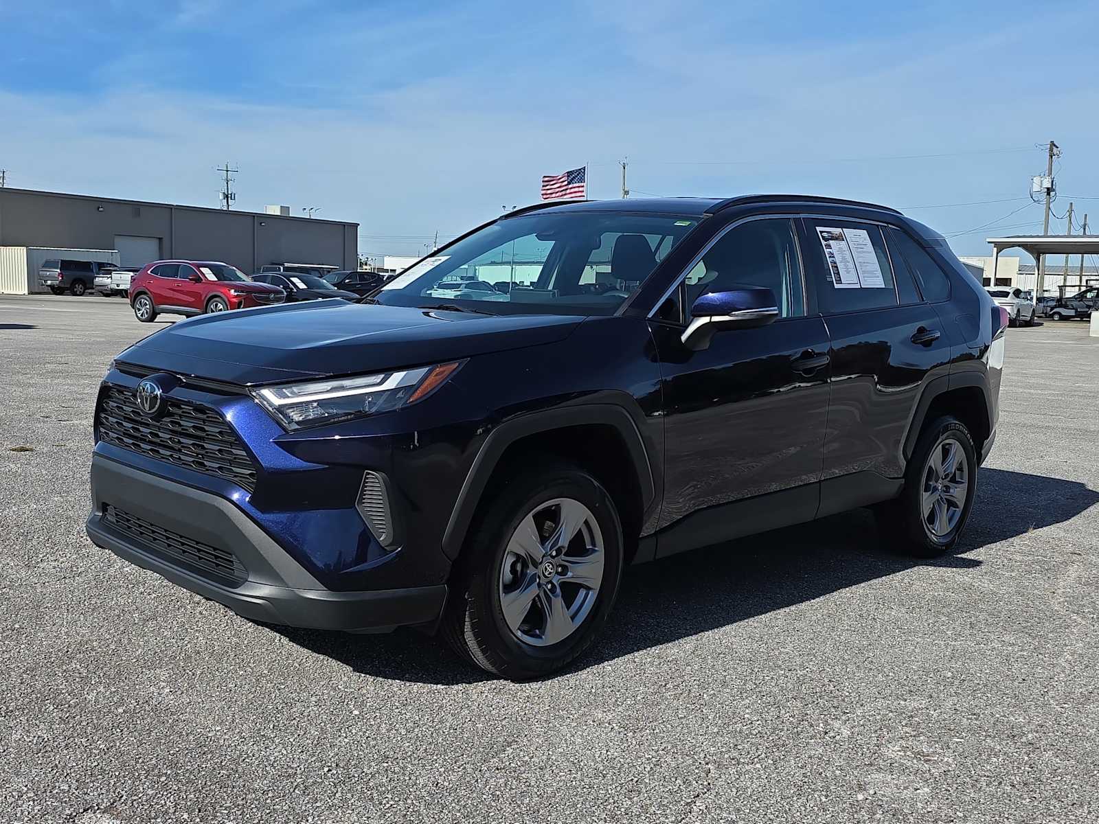 2024 Toyota RAV4 XLE photo 2