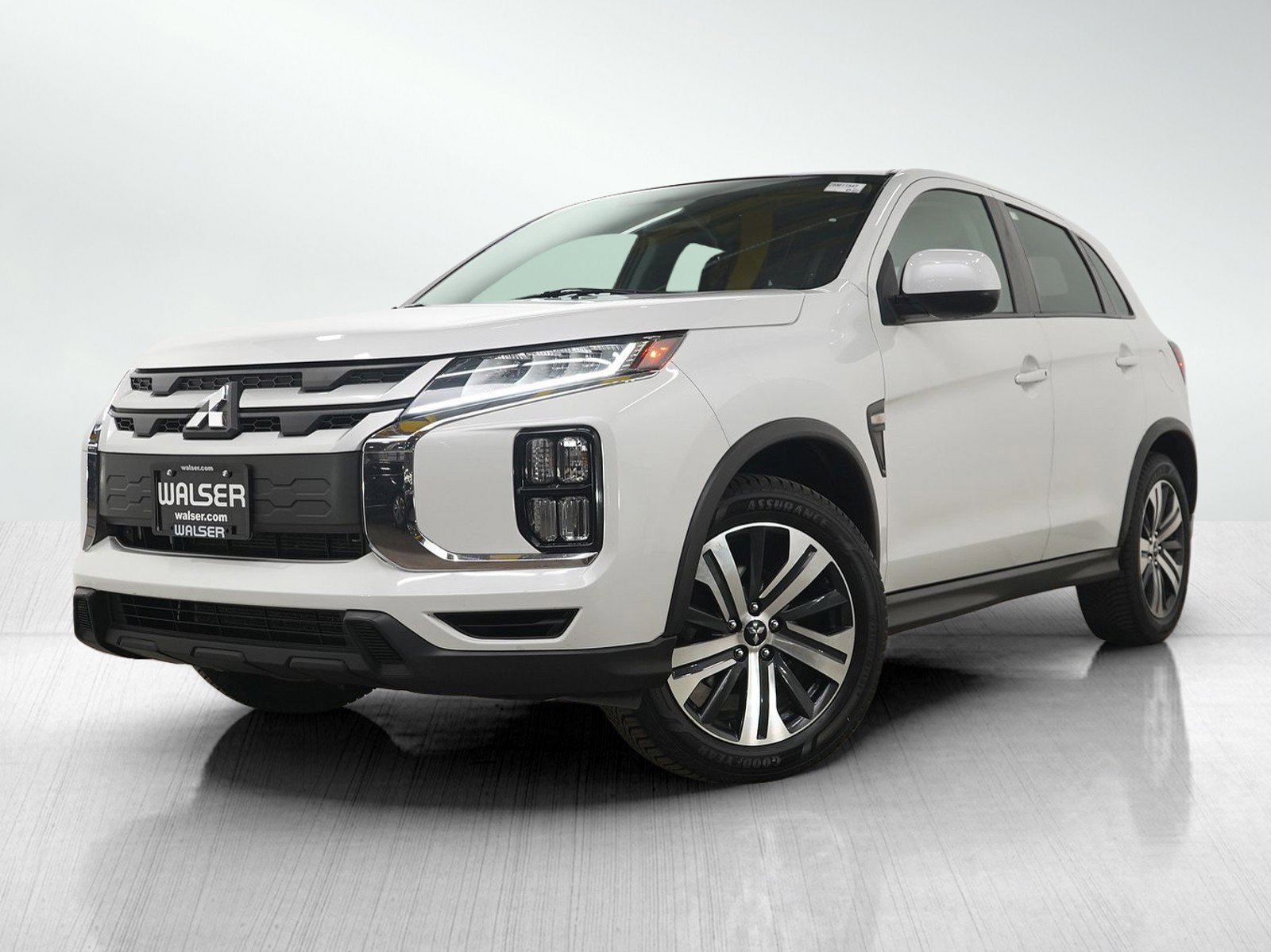 2020 Mitsubishi Outlander Sport ES's photo