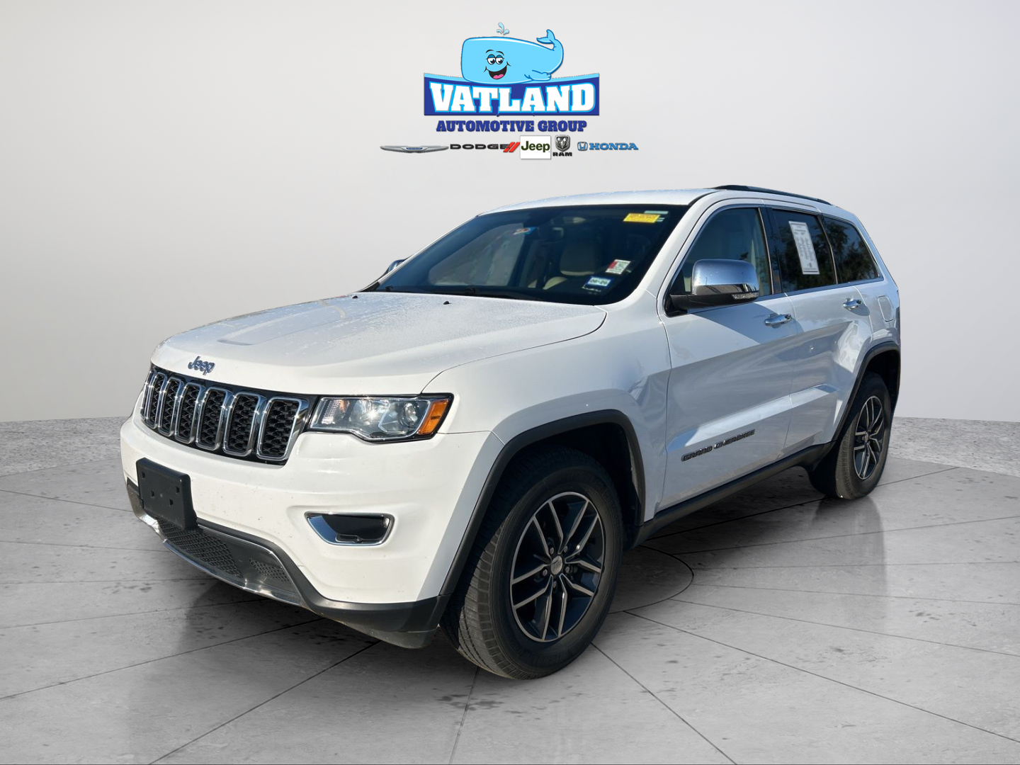 2017 Jeep Grand Cherokee Limited's photo