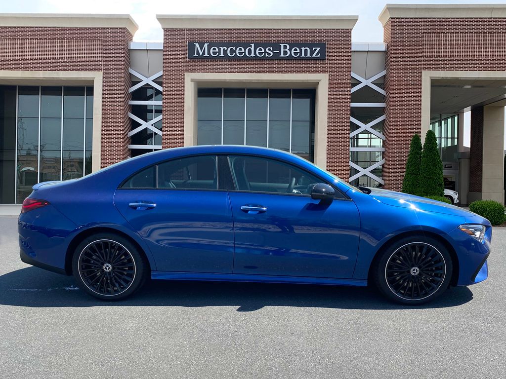 2025 Mercedes Benz CLA 250 photo 4