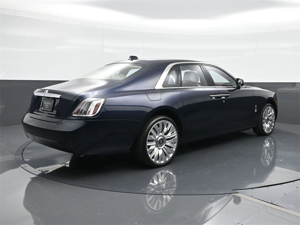 2026 Rolls Royce Ghost RR photo 2