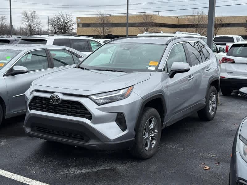 Used 2025 Toyota RAV4 XLE with VIN 4T3RWRFV1SU177572 for sale in Northfield, Minnesota