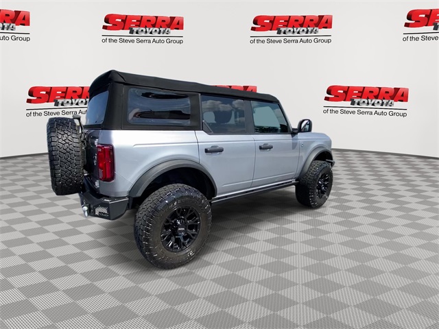 2022 Ford Bronco Black Diamond photo 9