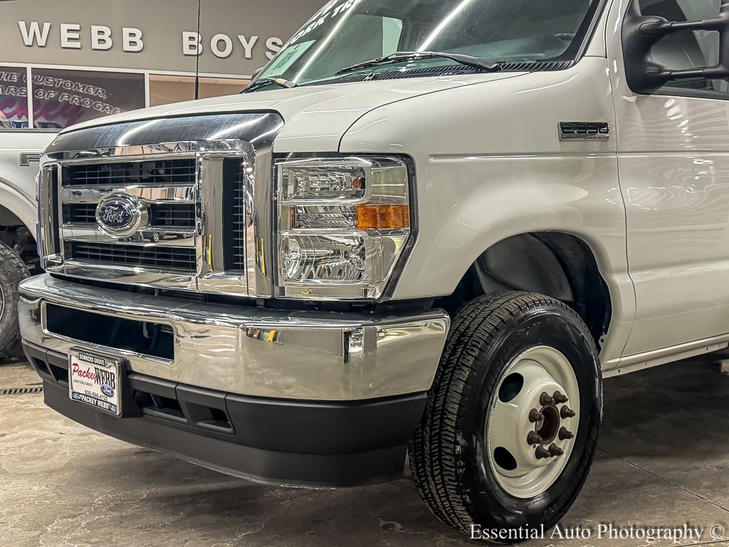 2024 FORD E-350 - Image 4