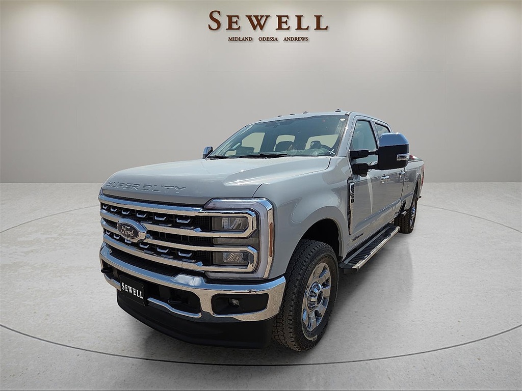 2026 Ford F-350 Super Duty Lariat's photo