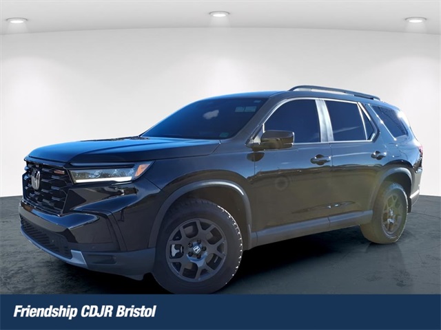 2025 Honda Pilot TrailSport's photo