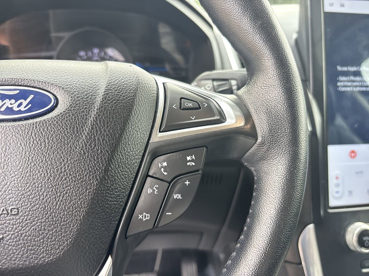 2022 Ford Edge Titanium photo 20