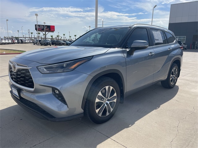 2023 Toyota Highlander Limited photo 7