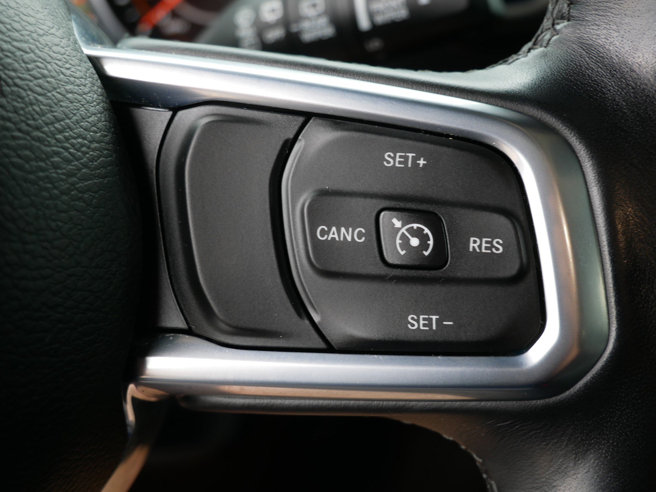 2020 Jeep Wrangler Unlimited Sahara Altitude photo 20