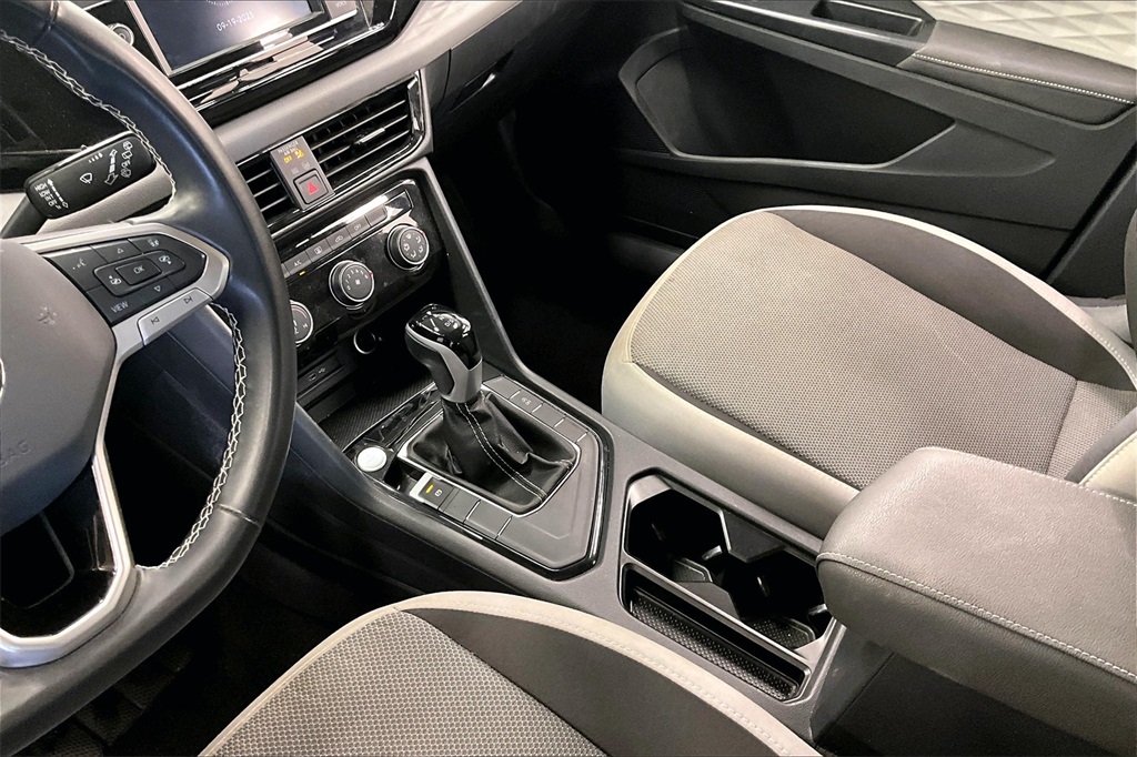 2024 Volkswagen Taos S photo 16
