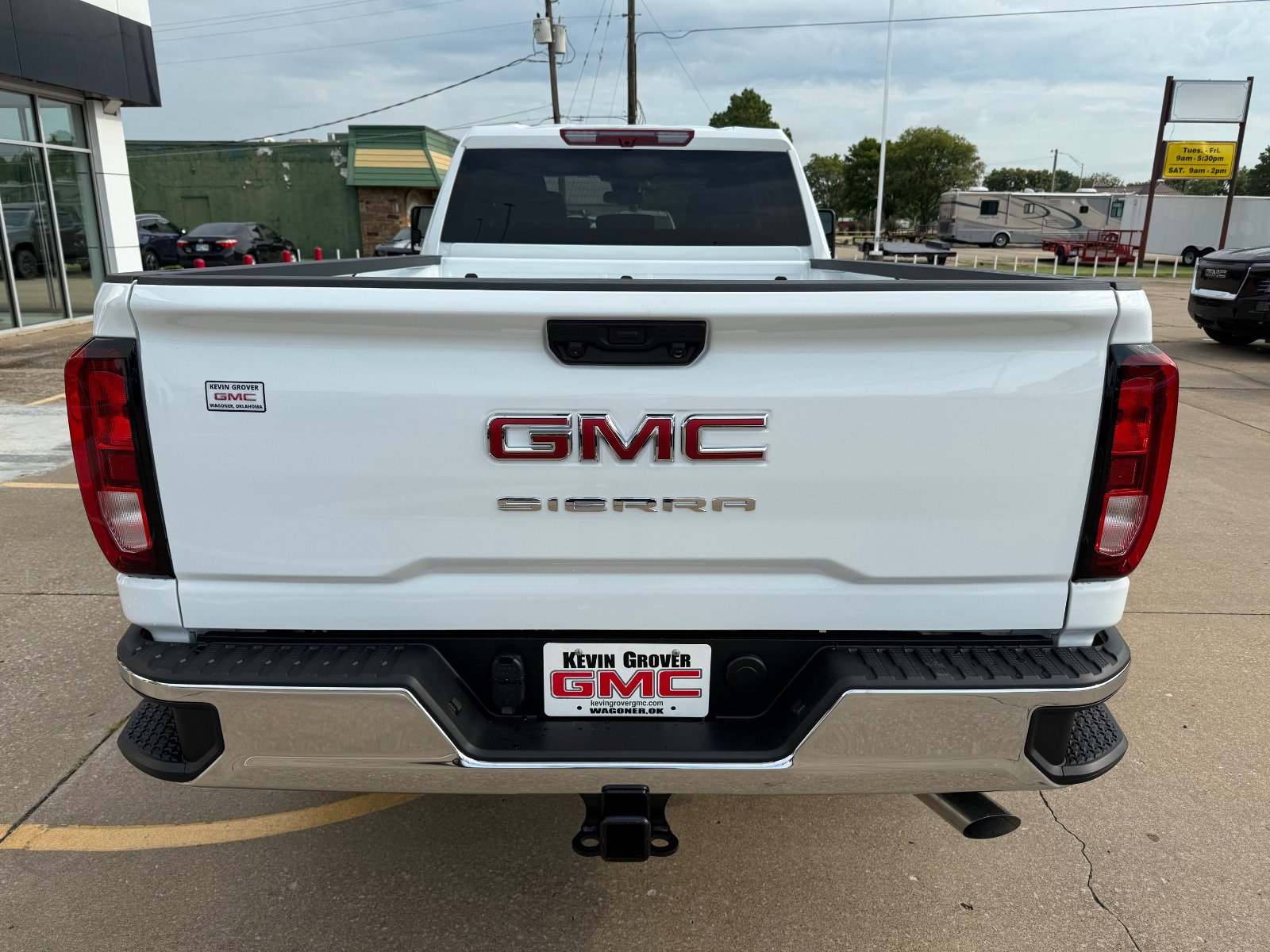 2025 Gmc Sierra 2500 HD Pro photo 3