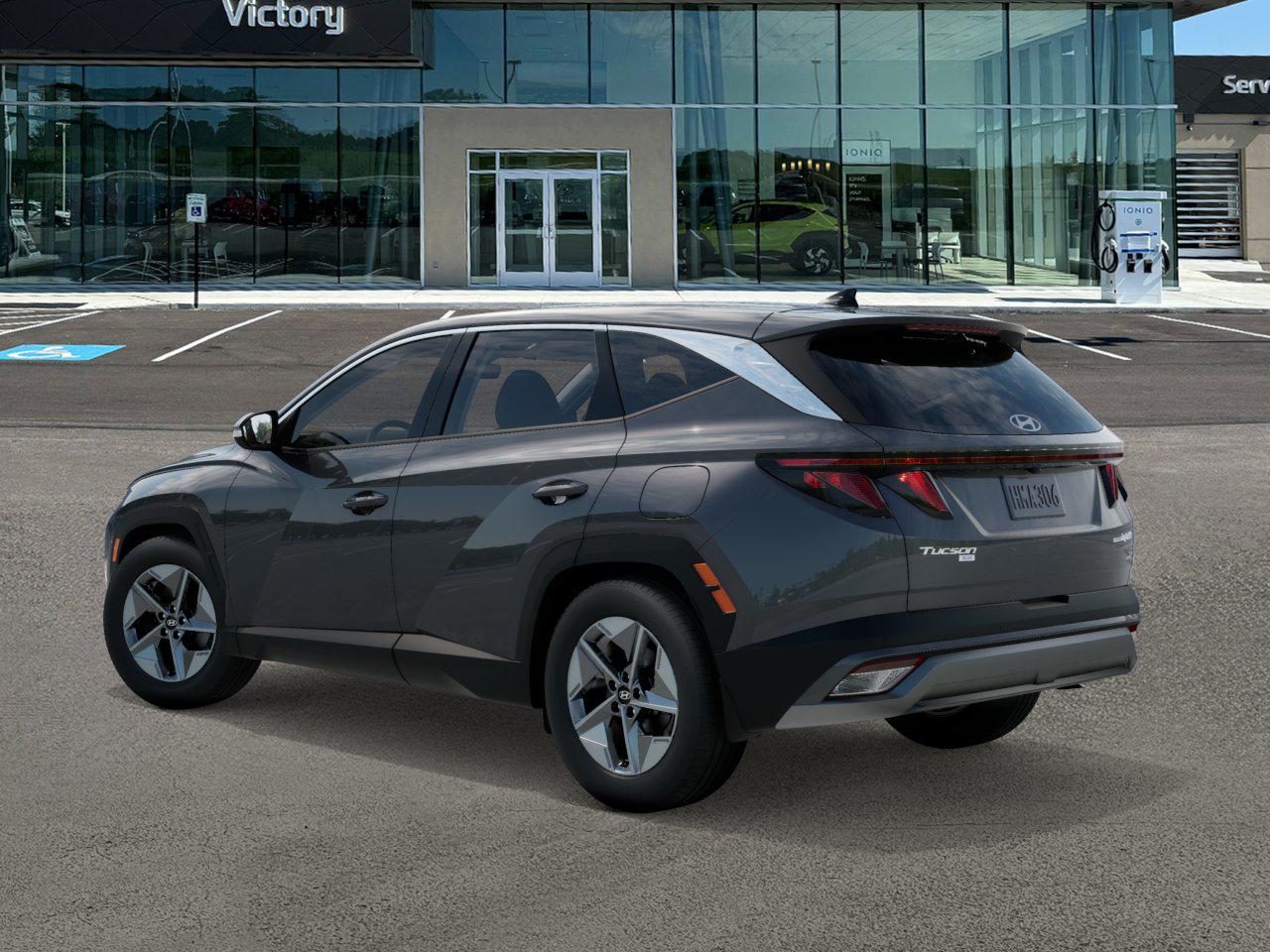 2026 Hyundai Tucson Hybrid SEL photo 3