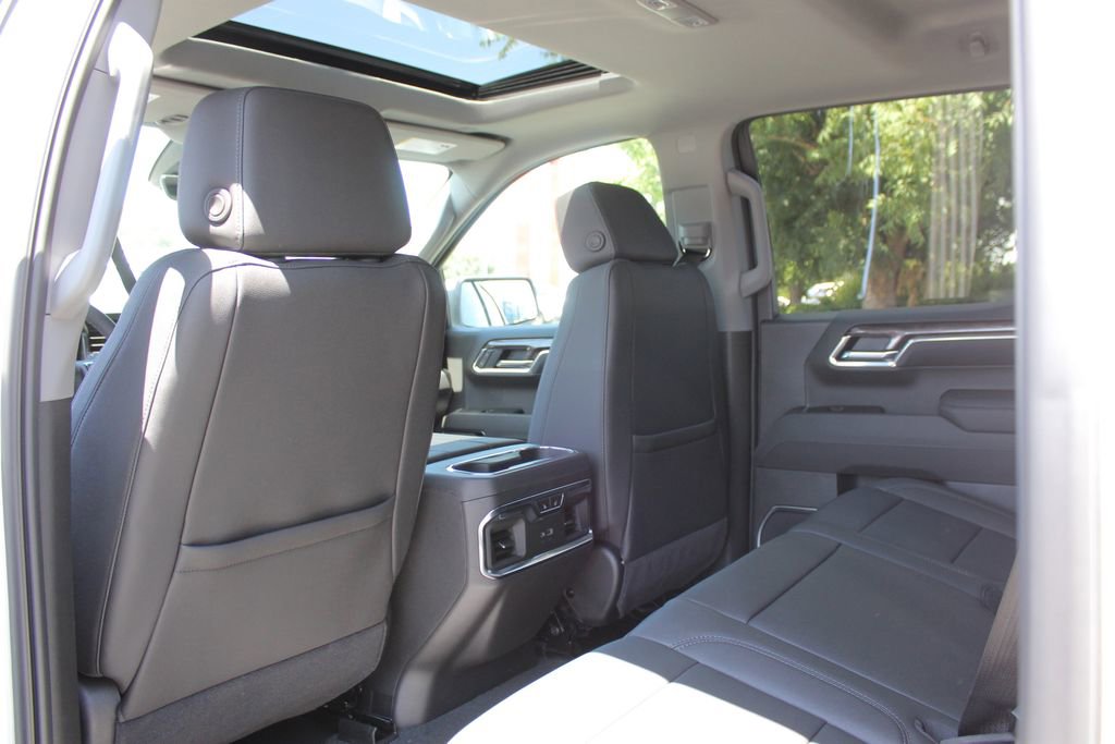 2025 Chevrolet Silverado 1500 LTZ photo 16