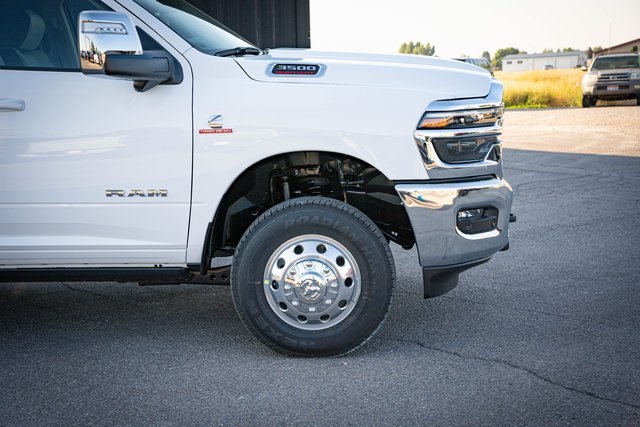 2026 Ram 3500 Laramie photo 5