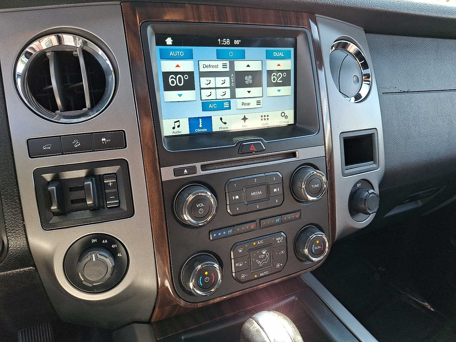 2016 Ford Expedition Platinum photo 17
