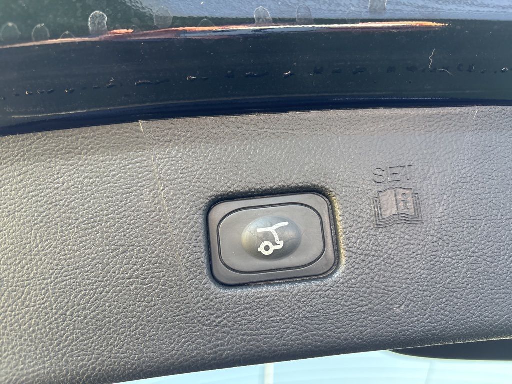 2023 Ford Edge SEL photo 30