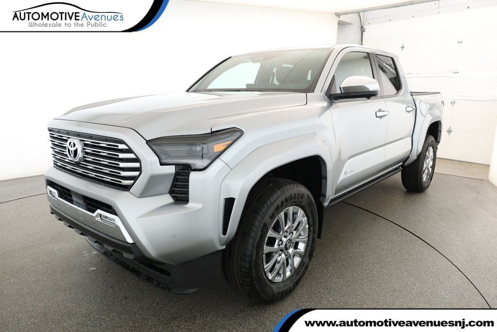 2025 Toyota Tacoma Limited's photo
