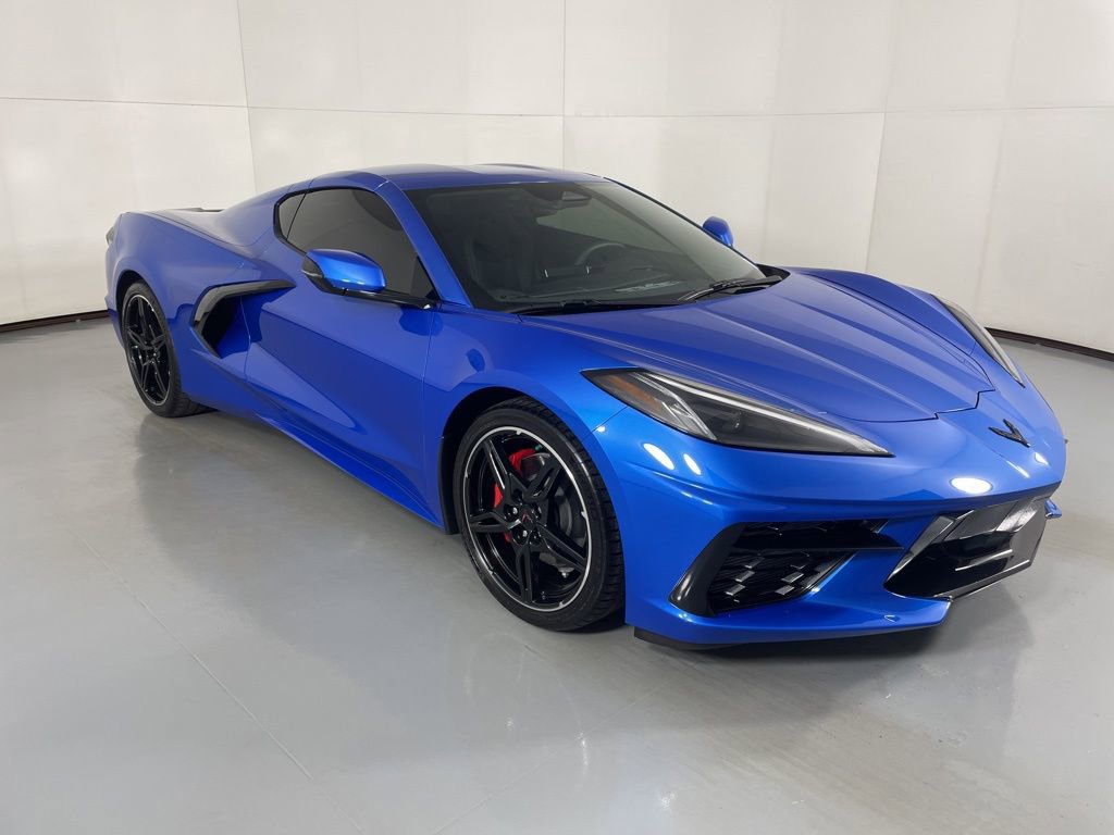 2025 Chevrolet Corvette Stingray 1LT photo 2