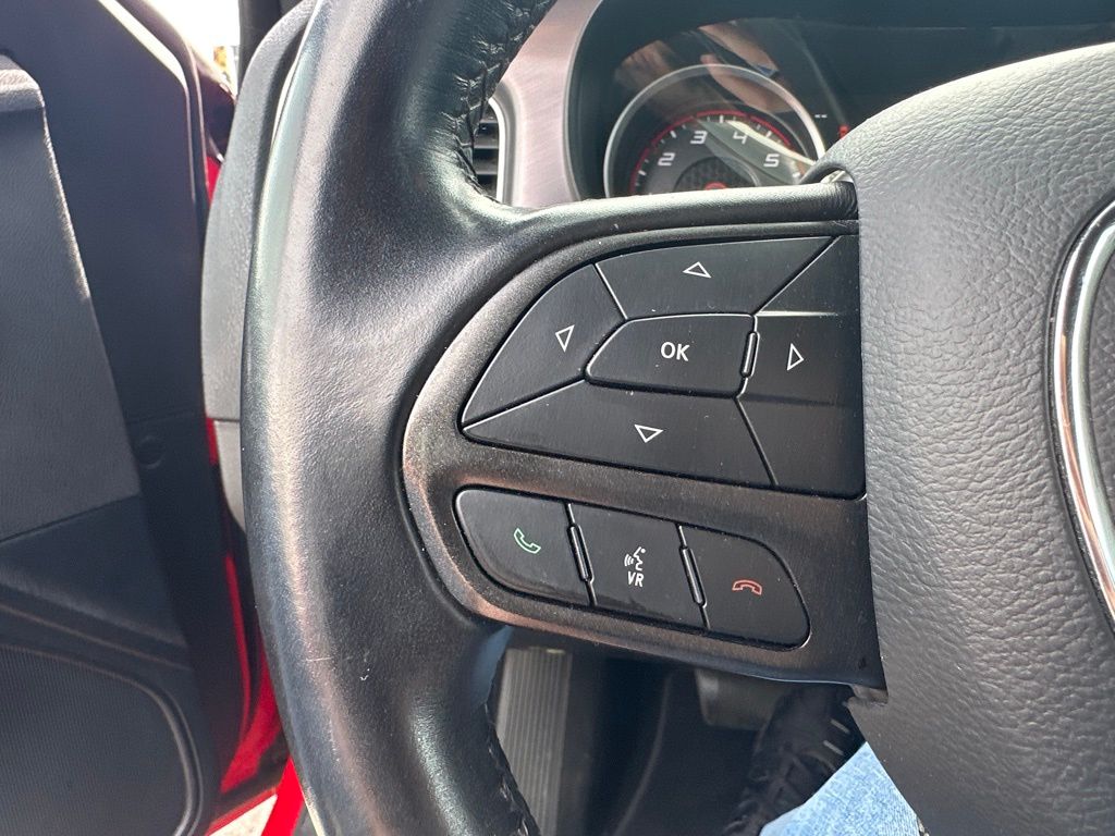 2022 Dodge Charger SXT photo 8