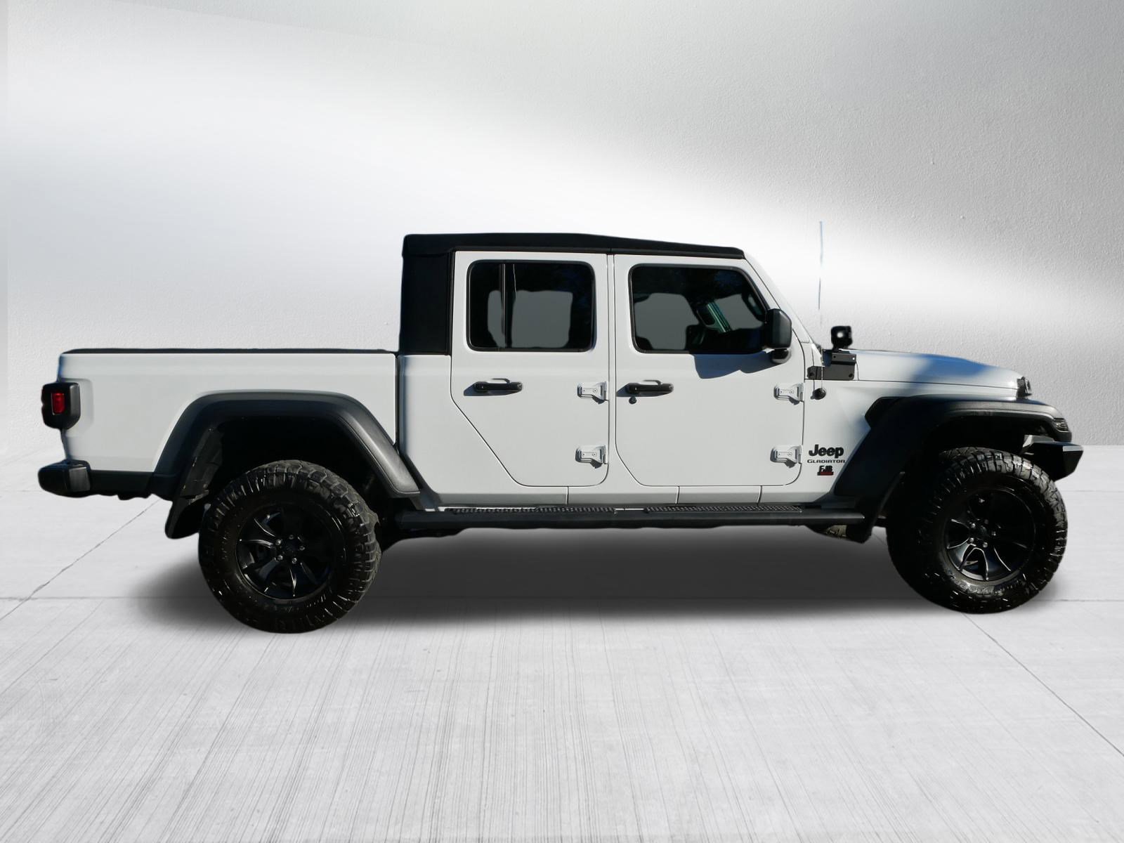 2020 Jeep Gladiator Sport S photo 4