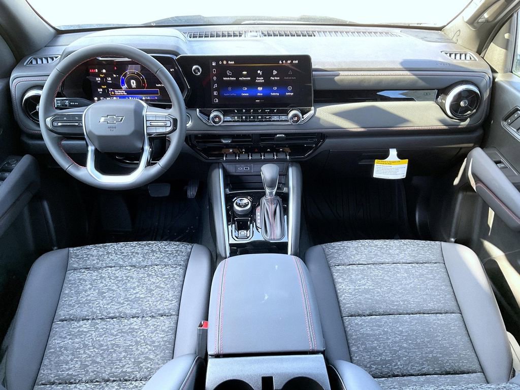 2025 Chevrolet Colorado Z71 photo 12
