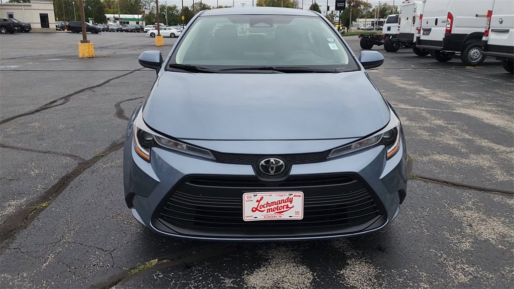 2024 Toyota Corolla LE photo 3