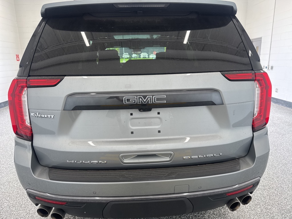2024 Gmc Yukon Denali Ultimate photo 3