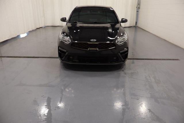 2021 Kia Forte GT-Line photo 2