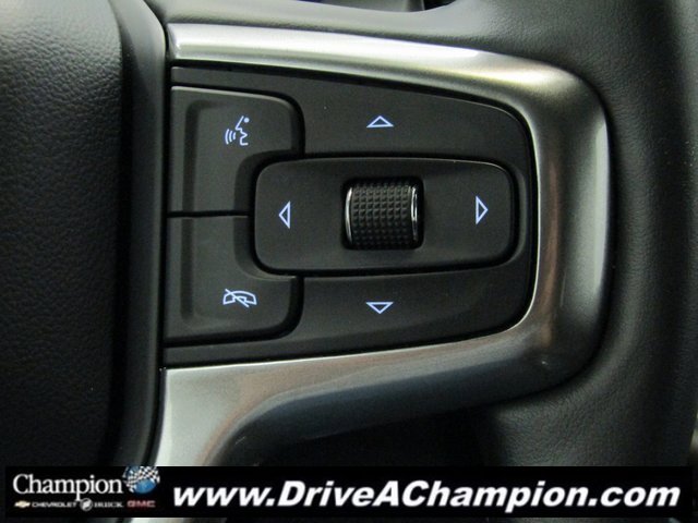 2023 Chevrolet Silverado RST photo 26