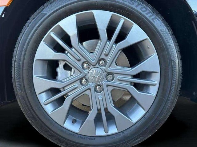 2025 Honda Odyssey Touring photo 41