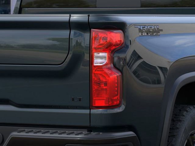 2025 Chevrolet Silverado 2500HD LT photo 6