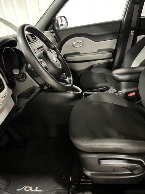 2016 Kia Soul Base photo 10