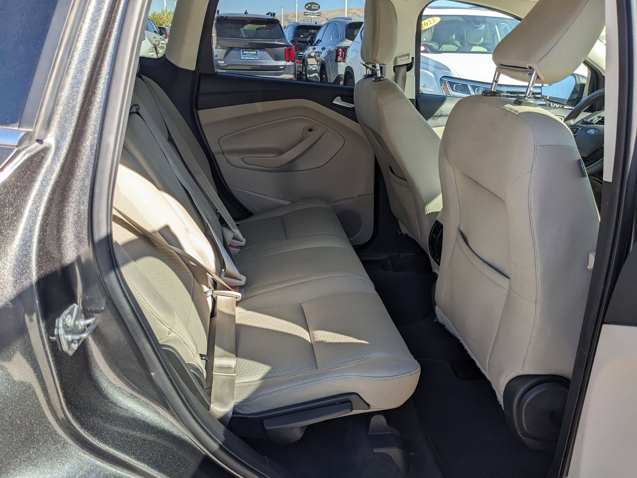 2018 Ford Escape SE photo 17