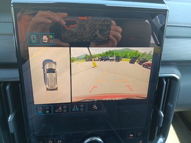 2025 Gmc Acadia AT4 photo 15