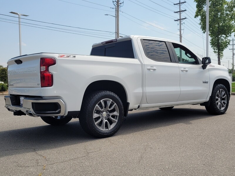 2021 Chevrolet Silverado 1500 LT Texas Edition photo 3
