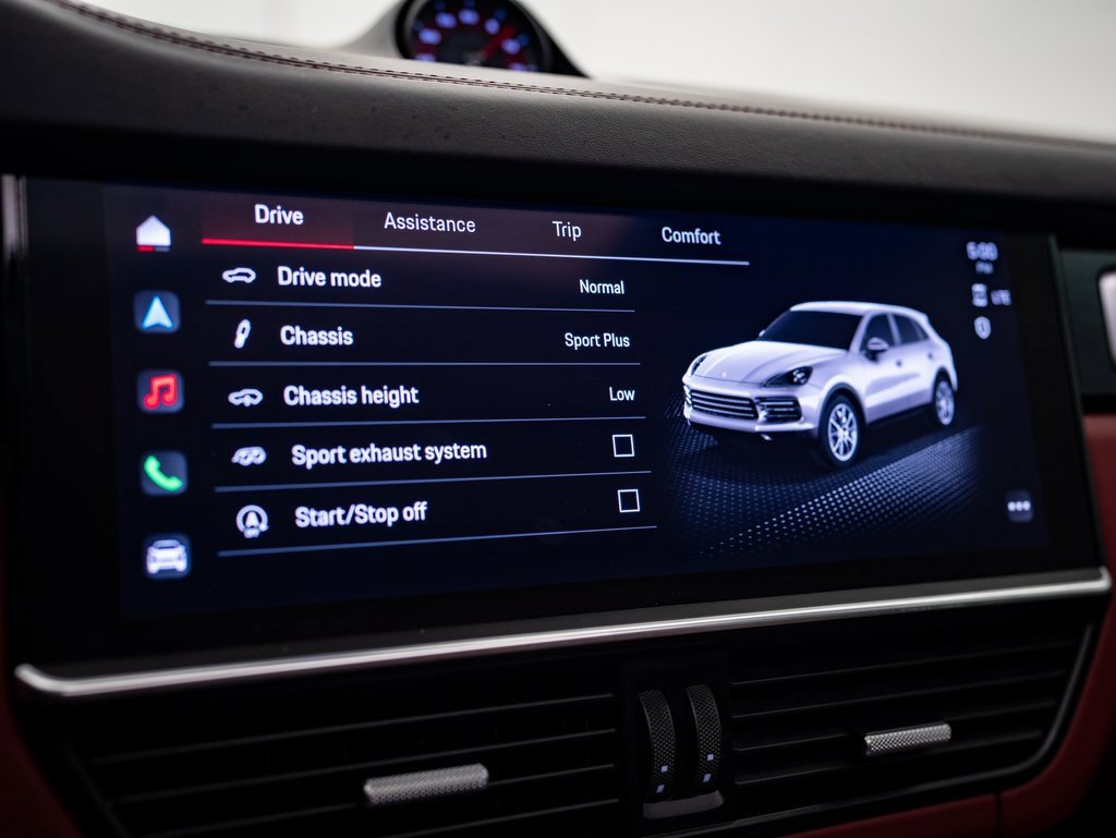 2022 Porsche Cayenne GTS photo 28
